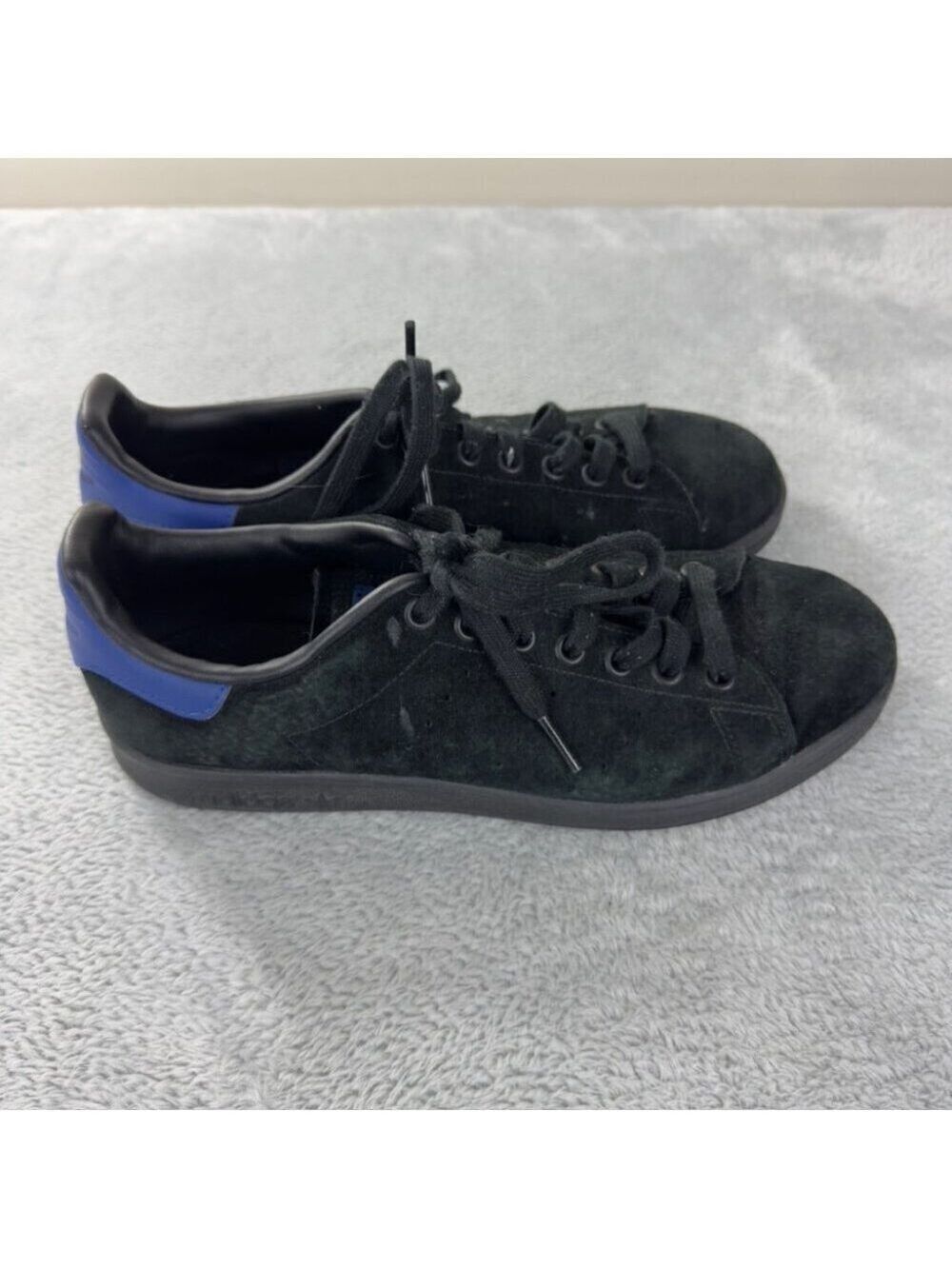 Adidas Men's  Size 8 US/7.5 UK/41.5 EU Original Stan Smith Black/Blue S80501